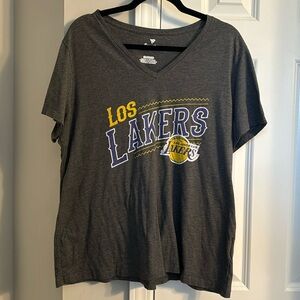 Los Lakers tshirt